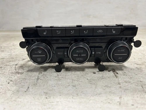 Volkswagen ATLAS Front Automatic Temperature Controller (2023) – Genuine OEM