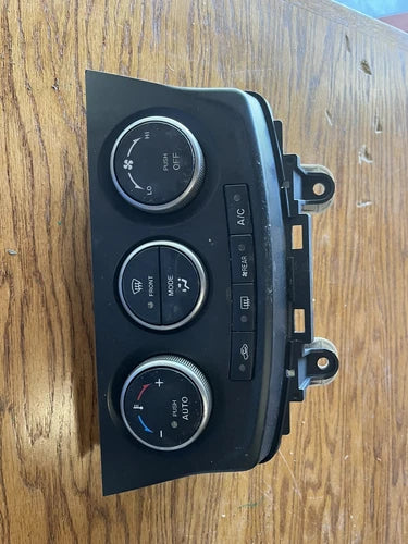 Mazda 5 HVAC Climate Control Temperature (2012–2017) – Genuine OEM