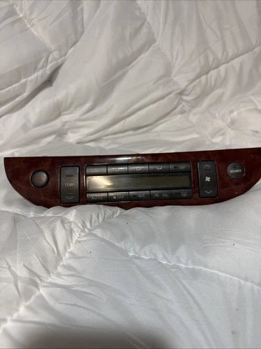 Toyota Camry Heat A/C Climate Control Panel Buttons (2002–2006) – Genuine OEM