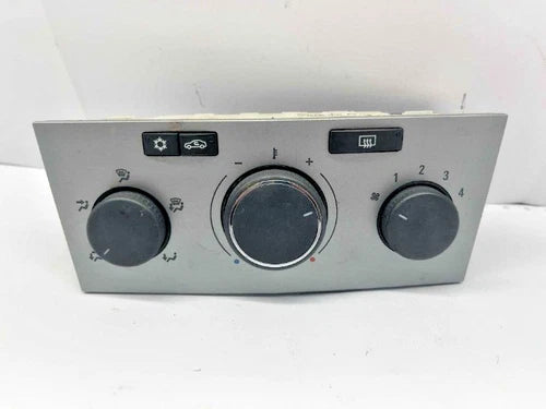 Saturn Astra HVAC Climate Control (2008–2009) – Genuine OEM