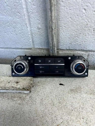 GMC SIERRA350 Manual Temperature Controller (2023) – Genuine OEM
