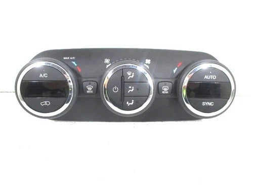 Jeep Renegade Dual Auto Climate Temperature A/C Control (2015–2016) – Genuine OEM