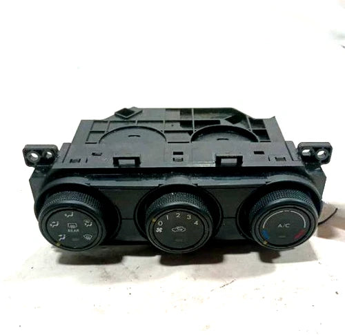 Subaru Impreza Manual 2.0L A/C Climate Control Unit (2012–2014) – Genuine OEM