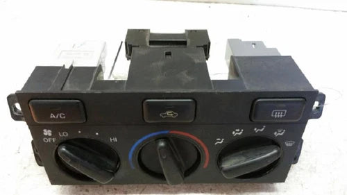 Toyota Camry Manual HVAC Climate Control (2000–2001) – Genuine OEM