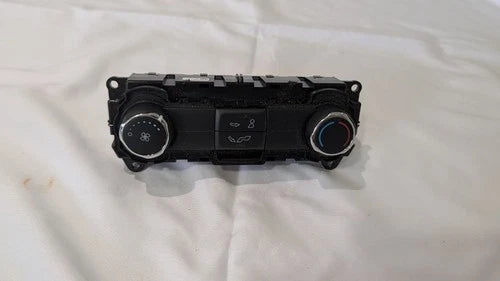 Ford Explorer HVAC Climate Control Radio Panel (2016–2019) – Genuine OEM