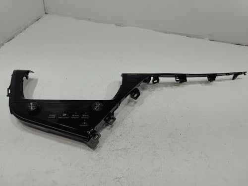 Toyota Camry HVAC A/C Climate Control Unit W/cluster Bezel (2021–2024) – Genuine OEM