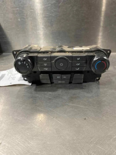 Ford Focus HVAC Climate Control Unit (2008–2011) – Genuine OEM