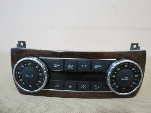 Mercedes w204 HVAC Climate Control Panel (2013–2014) – Genuine OEM