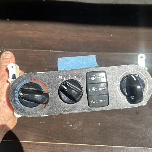 Nissan Sentra HVAC Climate Control (2000–2006) – Genuine OEM