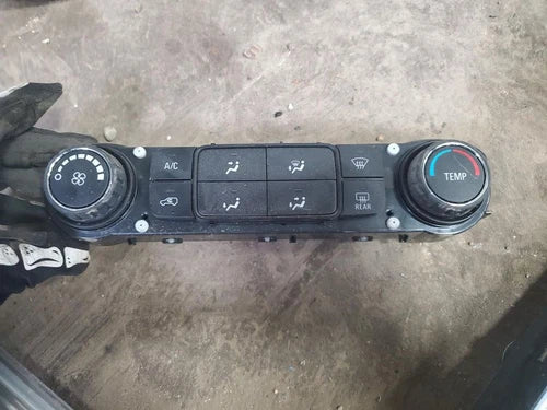 GMC Terrain Manual Climate HVAC Climate Control (2018–2022) – Genuine OEM