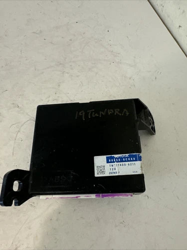 Toyota TUNDRA A/C Climate Control MODULE (2019) – Genuine OEM