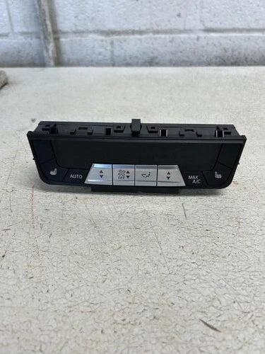 BMW X5 Rear Dual Zone Automatic Temperature Controller (2021) – Genuine OEM