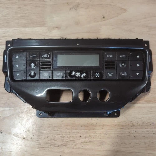 Maserati GranTurismo M145 HVAC Climate Control Unit (2004–2019) – Genuine OEM