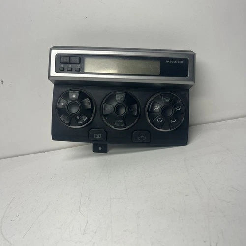 Toyota 4Runner HVAC Climate Control (2003–2005) – Genuine OEM | Ref SKU-4529