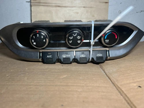 Kia RIO HVAC Climate Control Temperature Control Assembly (2012–2015) – Genuine OEM