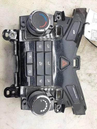 Chevy CRUZE Temperature Control Opt KA1 (2012–2016) – Genuine OEM