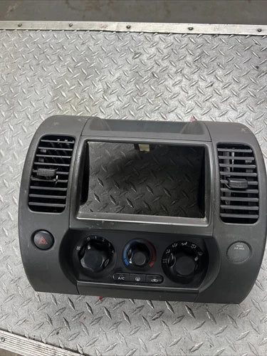 Toyota Tundra HVAC Climate Control Temperature Unit (2003–2004) – Genuine OEM