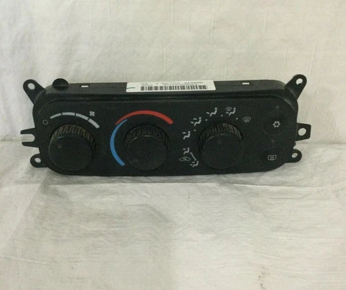 Dodge RAM 2500 HVAC Climate Control Temperature (2003–2005) – Genuine OEM