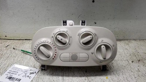 HVAC Climate Control Temperature Manual White Face Plate Fiat 500 2012-2017 – HVAC Replacement Part