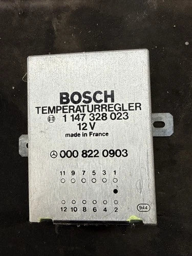 W126 Mercedes 300SD temperature control module HVAC A/C regulator – Genuine OEM