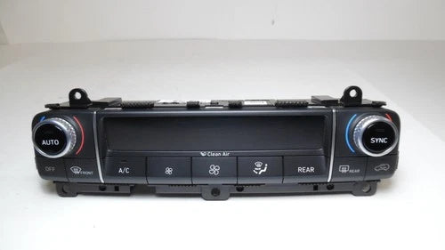 Hyundai Palisade Auto Dual Climate Control 97250S8660SSV (2020–2022) – Genuine OEM