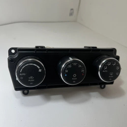 Chrysler 200 Climate Control Temperature Unit 55111886AI (2012) – Genuine OEM