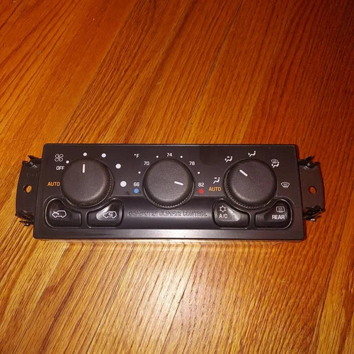 Cadillac ESCALADE / EXT HVAC Climate Control 15072169 (2002) – Genuine OEM