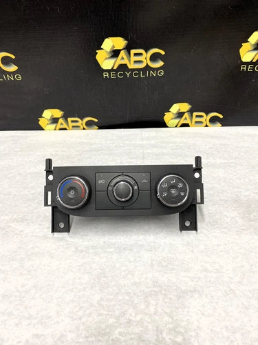 Chevy HHR Front Climate Control Assembly (2007–2011) – Genuine OEM