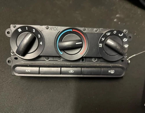 Ford Mustang HVAC Climate Control W/O Heated Seats (2005–2009) – HVAC Replacement Part