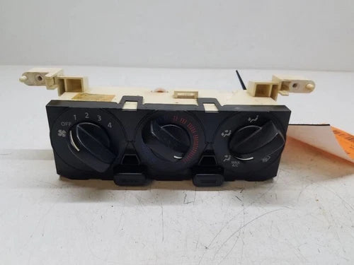 Nissan Altima A/C Climate Temperature Manual Control (2002–2004) – Genuine OEM