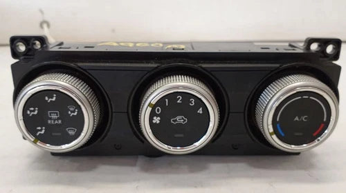Subaru Forester Manual Temperature Control A/c Heater Controls (2016–2018) – Genuine OEM