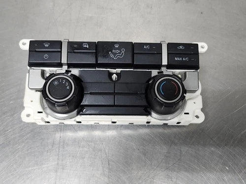 Ford F-150 Dash Manual HVAC Climate Control (2011–2012) – Genuine OEM