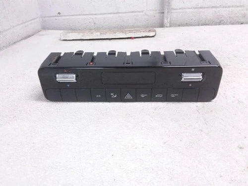 Mercedes-Benz SPRINTV25 Semi Automatic Temperature Controller (2022) – Genuine OEM