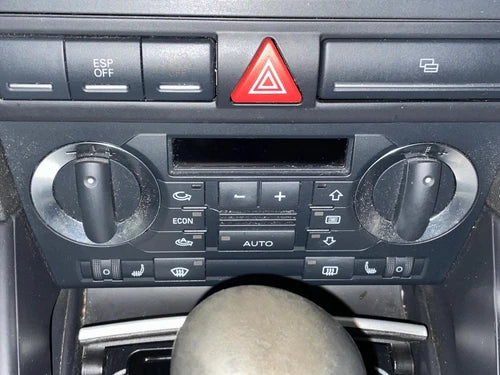 Audi A3 Heater A/C Climate Control w/o Nav 86k (2007) – Genuine OEM