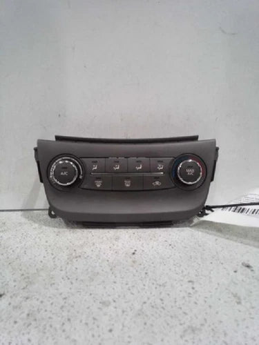 Nissan Sentra A/C Heater Auto Dual Temperature Control (2013–2014) – Genuine OEM