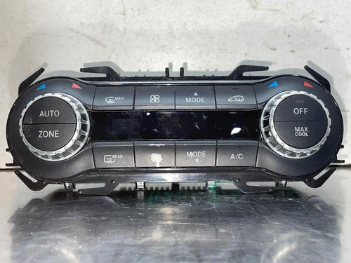 Mercedes GLA250 HVAC Control Component (2015) – Genuine OEM