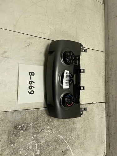 Toyota RAV4 Temperature Control Module (2011) – Genuine OEM