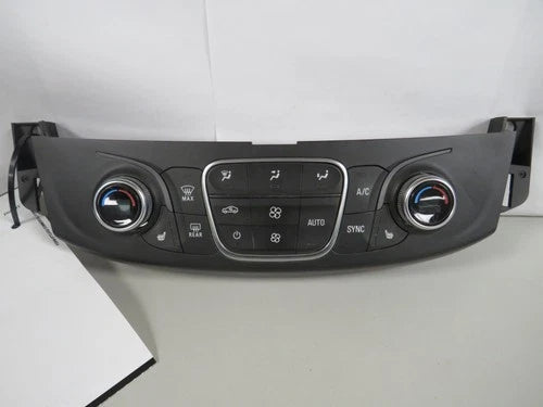 Chevrolet Traverse Front Automatic HVAC Climate Control (2018–2021) – Genuine OEM