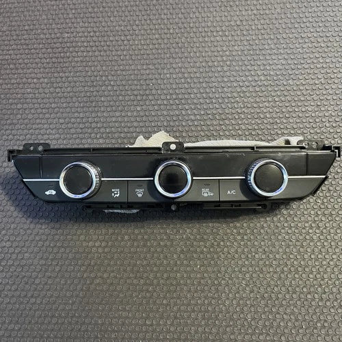 Honda CR-V Dash A/C HVAC Heater Climate Control Switch (2023–2025) – Genuine OEM