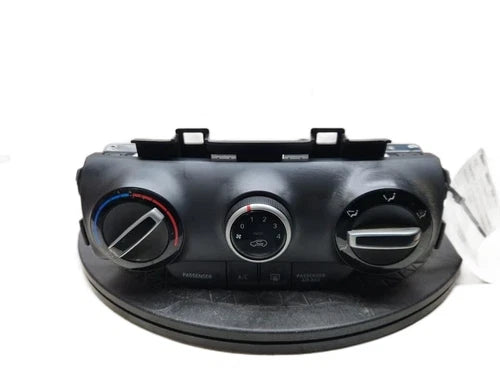 Hyundai Kona Manual Climate HVAC Climate Control (2018–2021) – Genuine OEM
