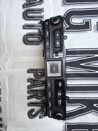 Hyundai Genesis Climate Control 97250-B1120 (2015–2016) – Genuine OEM