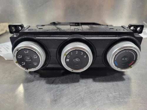 Subaru Impreza Manual HVAC Climate Control Used (2015–2017) – HVAC Replacement Part
