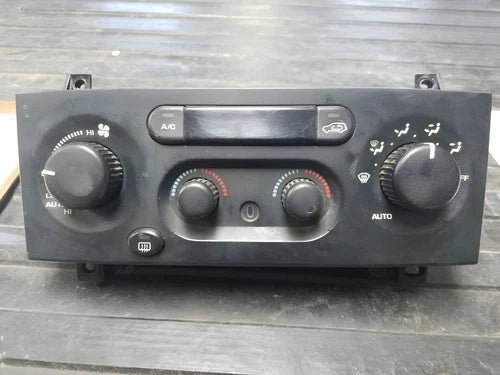 Jeep Grand Cherokee HVAC Climate Control (1999–2001) – Genuine OEM