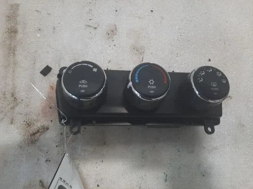Dodge Nitro Manual HVAC Climate Control (2008–2009) – Genuine OEM
