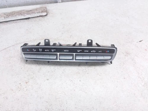 Mercedes C300 Dual Zone Automatic Temperature Controller (2020) – Genuine OEM