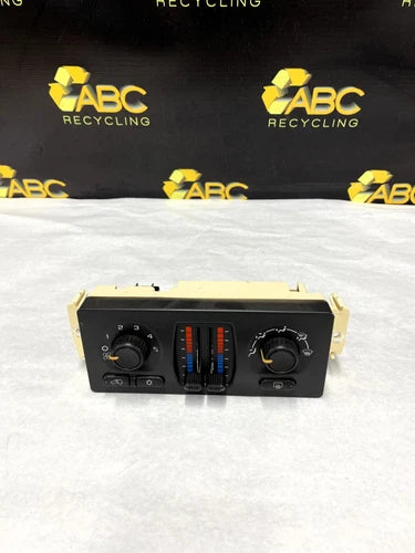 Chevy Trialblazer Front Climate Control ID 15220318 (2003–2009) – Genuine OEM