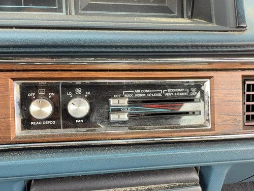 Oldsmobile 98 Temperature Control Module In Dash Heater A/C Head Unit (1986) – Genuine OEM