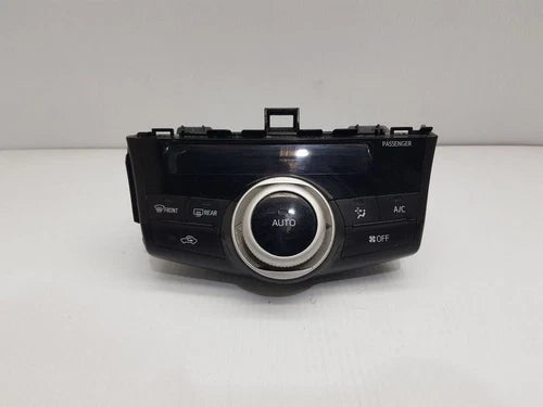 Toyota PRIUS V Climate Control VIN EU, 7th and 8th digit (2012–2013) – Genuine OEM