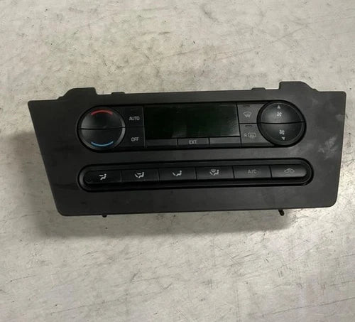Ford Fusion HVAC Climate Control Automatic Used (2006–2009) – HVAC Replacement Part