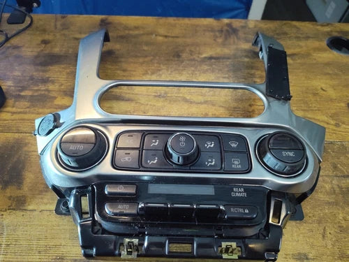 Tahoe Rear Console Mounted Temperature Control Unit (2015–2020) – Genuine OEM